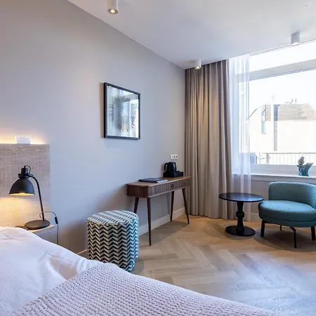 Rembrandt Hotel 3*