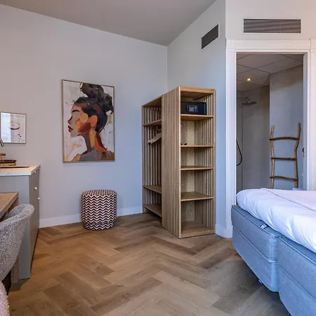 Rembrandt Hotel 3*
