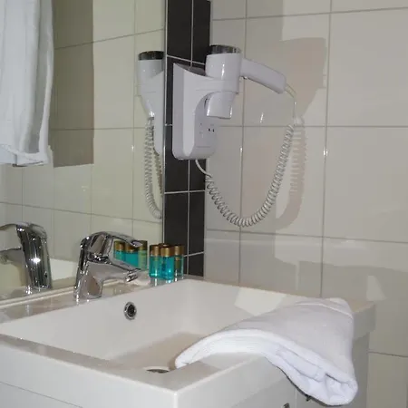 City Hotel Rembrandt Otel 3*